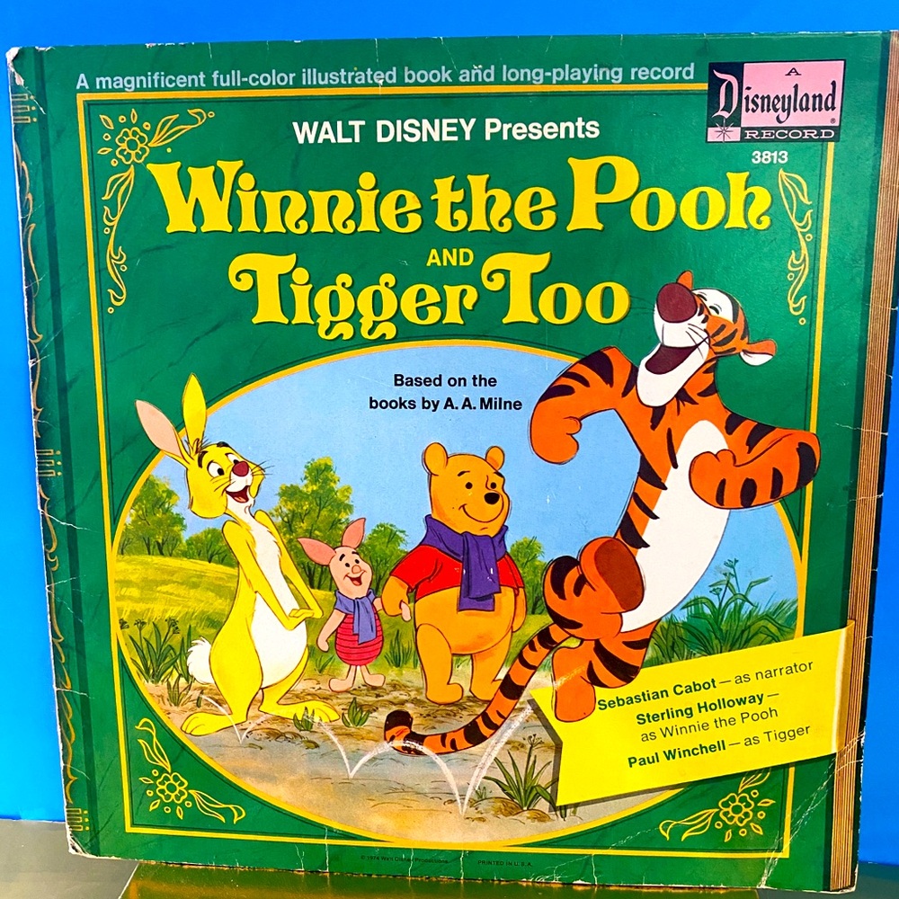 Walt Disney Winnie the Pooh and Tigger Too 1974 Disneyland Vinyl Record & Book